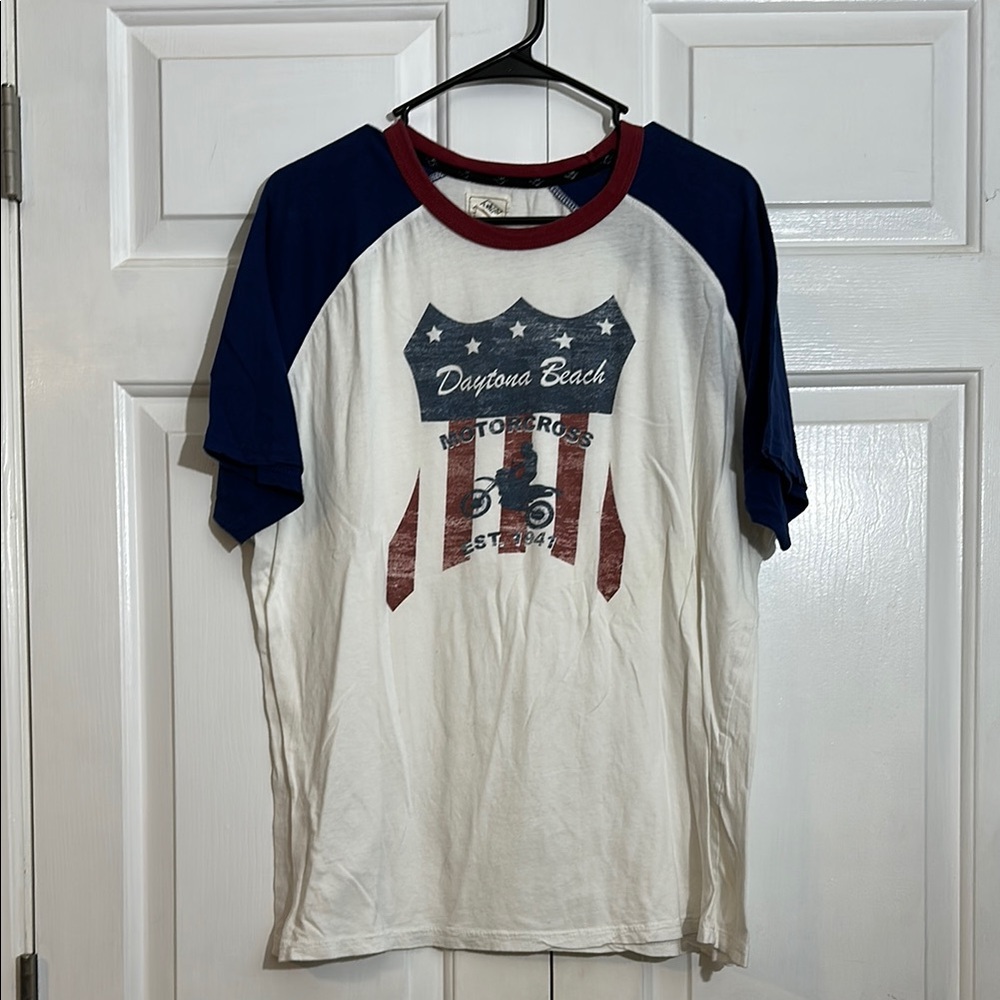 Daytona Beach Graphic T-Shirt size XL